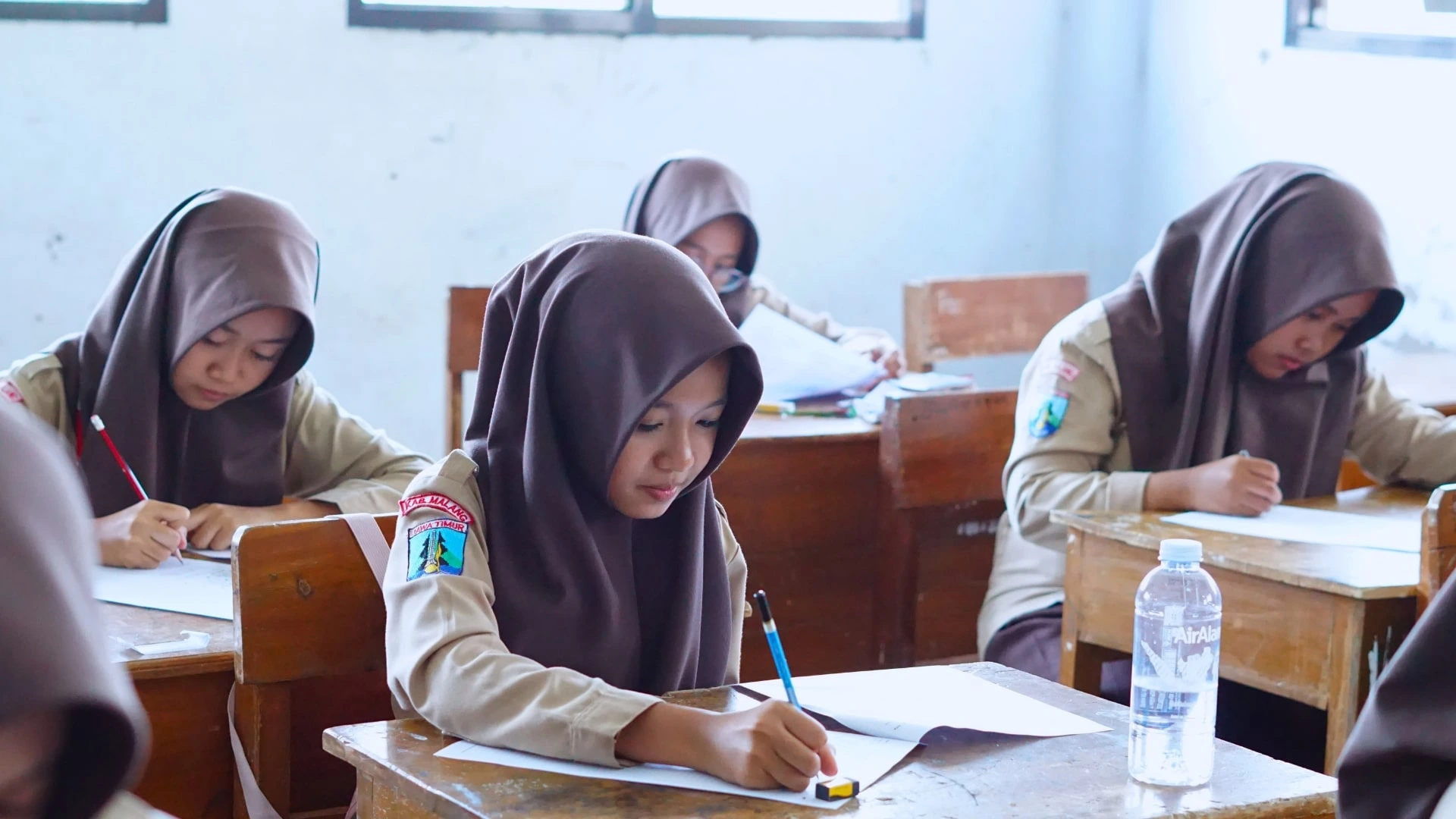 MTs Shirothul Fuqoha’ Laksanakan STS Ganjil Serempak Kelas 7 hingga 9